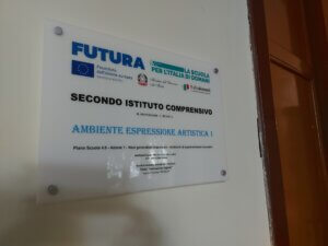 targa ingresso laboratorio