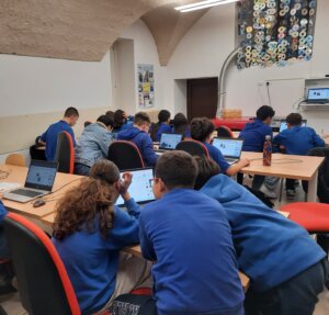 studenti in laboratorio